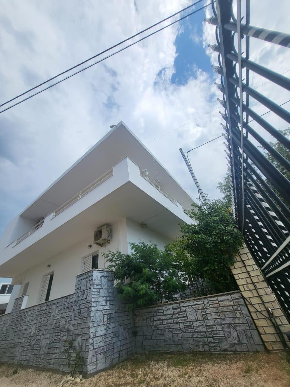 Vila Era Ksamil Bagian luar foto