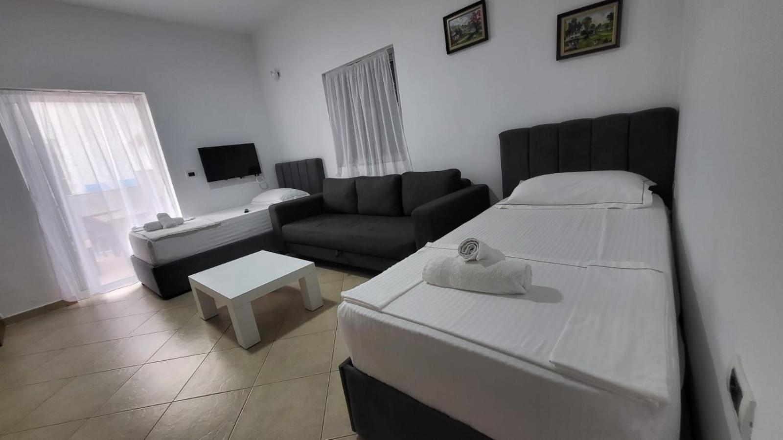 Vila Era Ksamil Bagian luar foto
